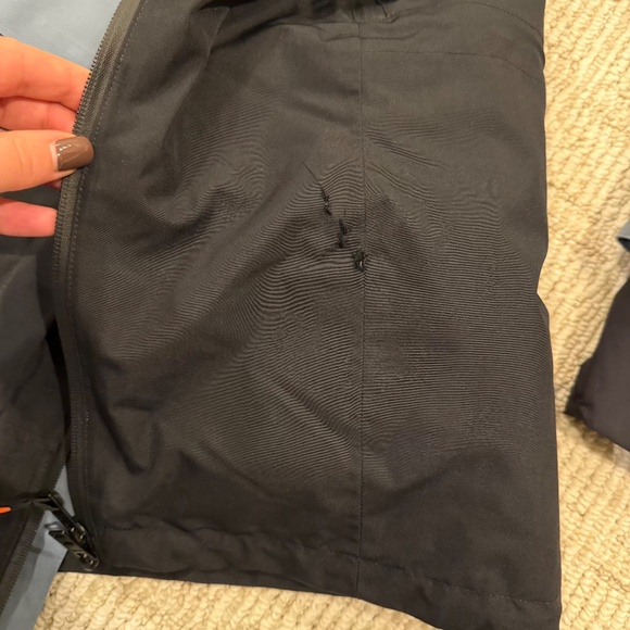 Montec Doom W Snowboard Ski Jacket Women Atlantic/Black XL US12 Side Zipper - Picture 11 of 12